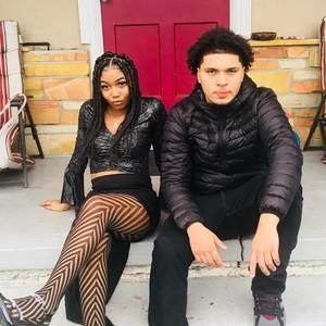 Meet your Posher, Desmond